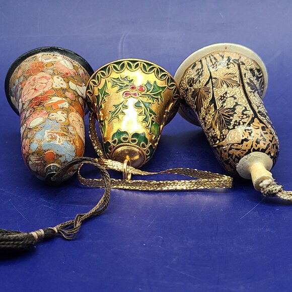 3 Vintage Festive Holiday Bells Kashmir Painted Paper Mache Cloisonne Holly - Picture 4 of 12